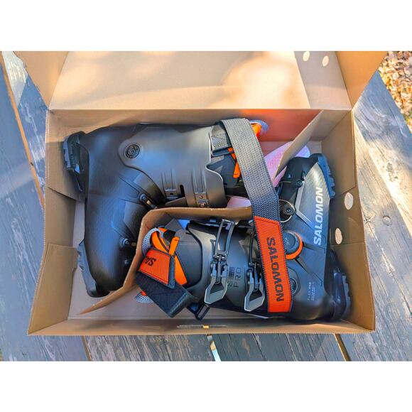 LIKE NEW 2026 Salomon Supra BOA 110 GW Ski Boots | Size 28.5 | Used 1 Day! - Picture 9 of 11